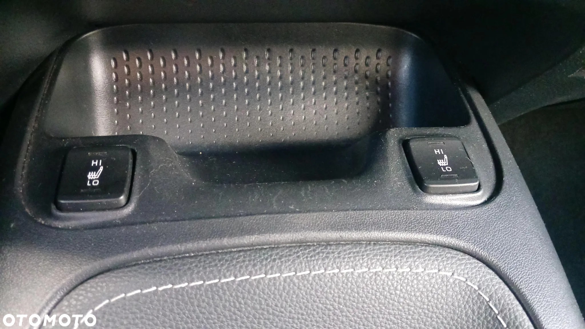 Toyota Corolla 1.8 Hybrid Comfort - 19