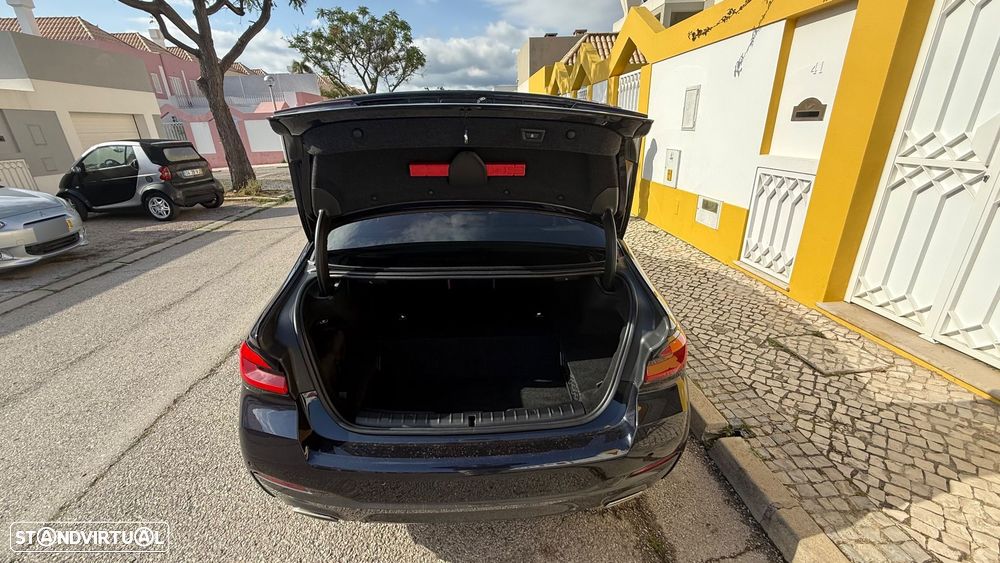 BMW 530 e Pack M — fotografia 13