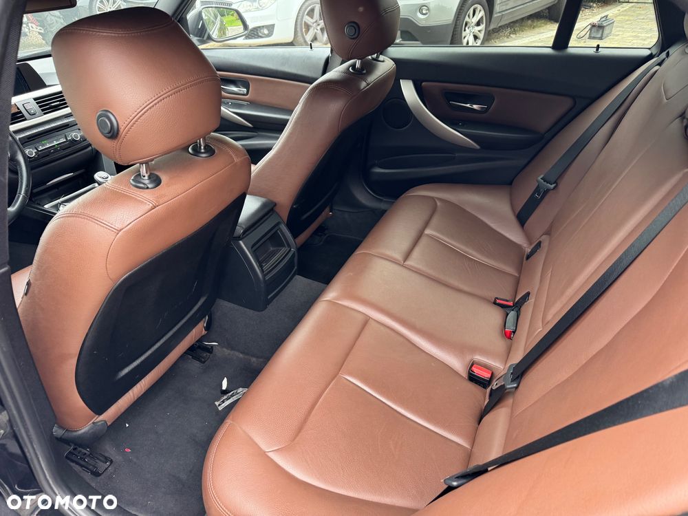 BMW Seria 3 316d - 8