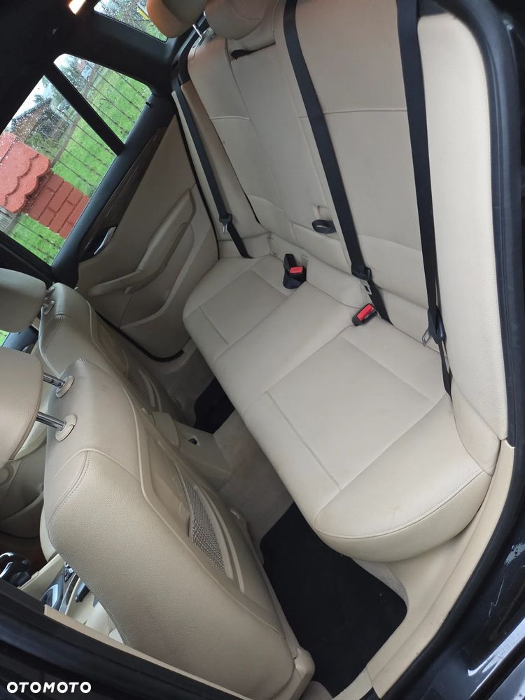 BMW X1 xDrive20d - 5