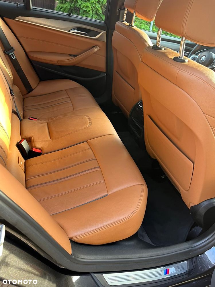 BMW Seria 5 520d M Sport Edition - 4