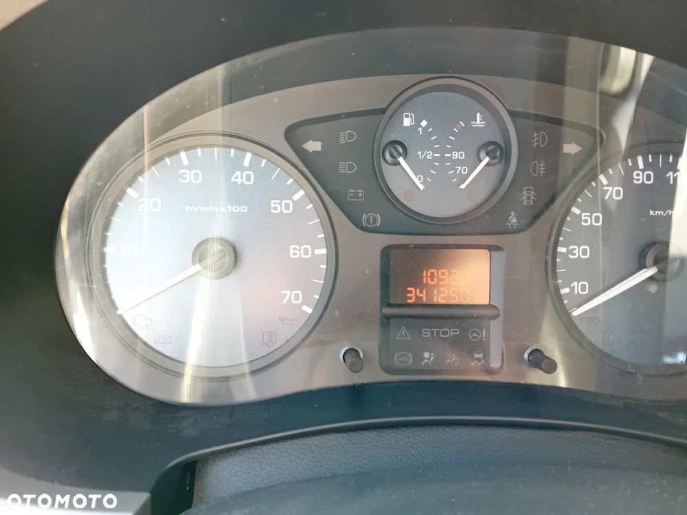 Peugeot Partner - 10