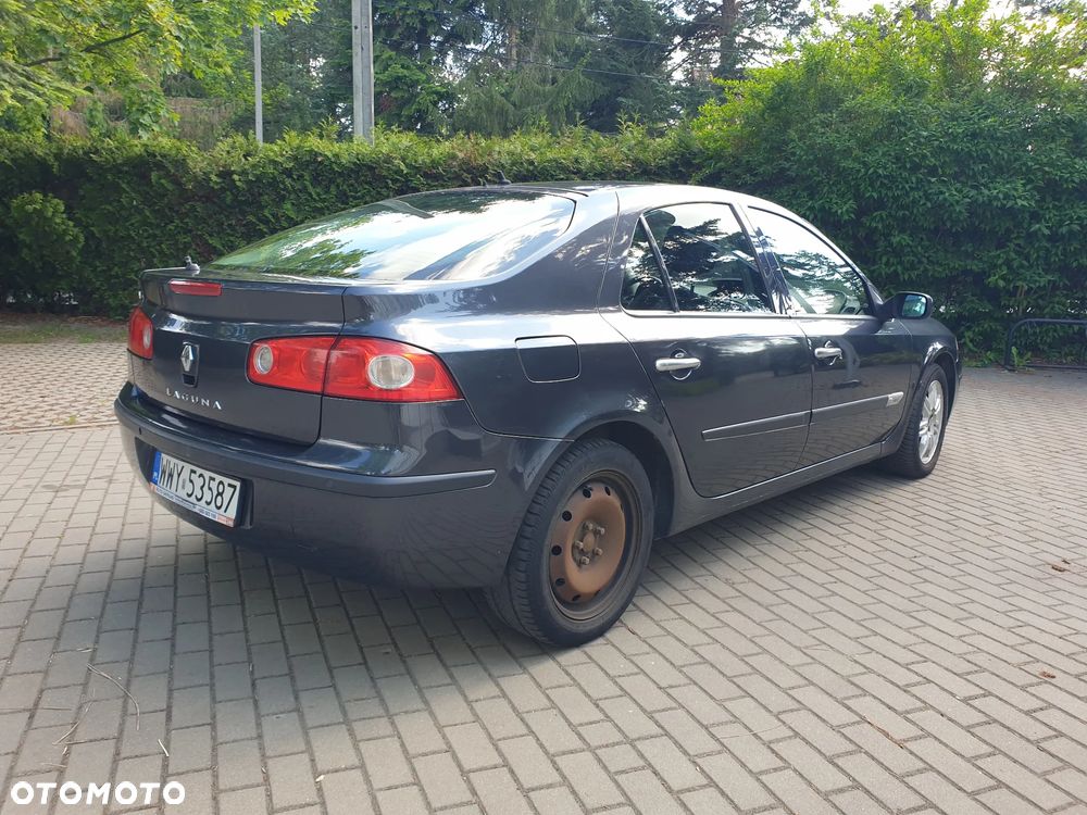 Renault Laguna 2.0 dCi Initiale - 6