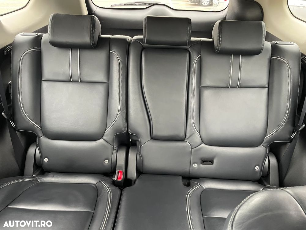 Mitsubishi Outlander 2.0 4WD Plug-In Hybrid Top - 17