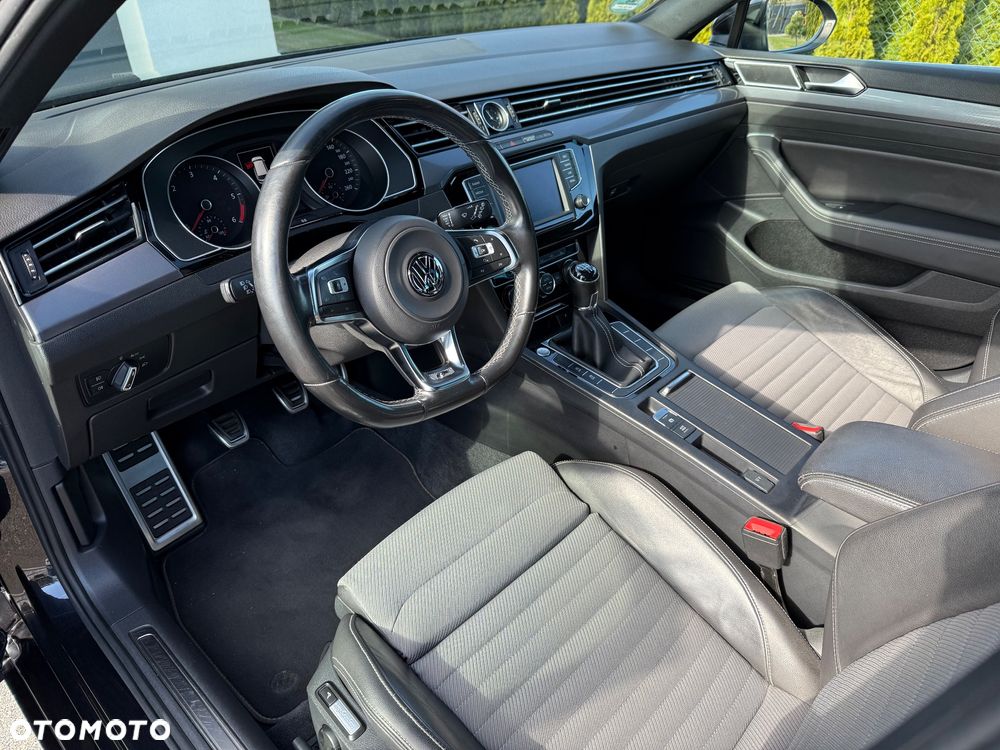 Volkswagen Passat 2.0 TDI SCR (BlueMotion Technology) Highline - 11