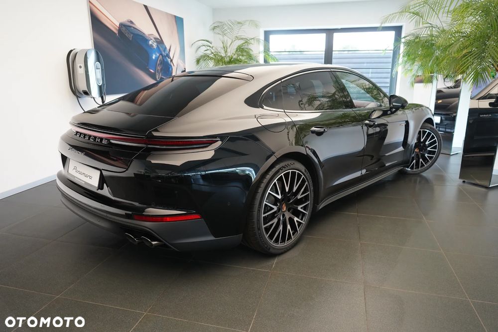 Porsche Panamera - 38
