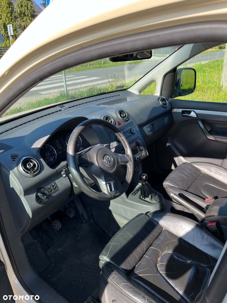 Volkswagen Caddy - 5