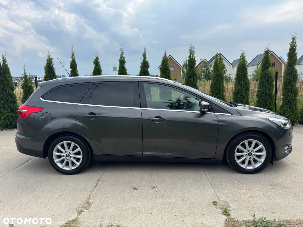 Ford Focus 1.0 EcoBoost Titanium - 14