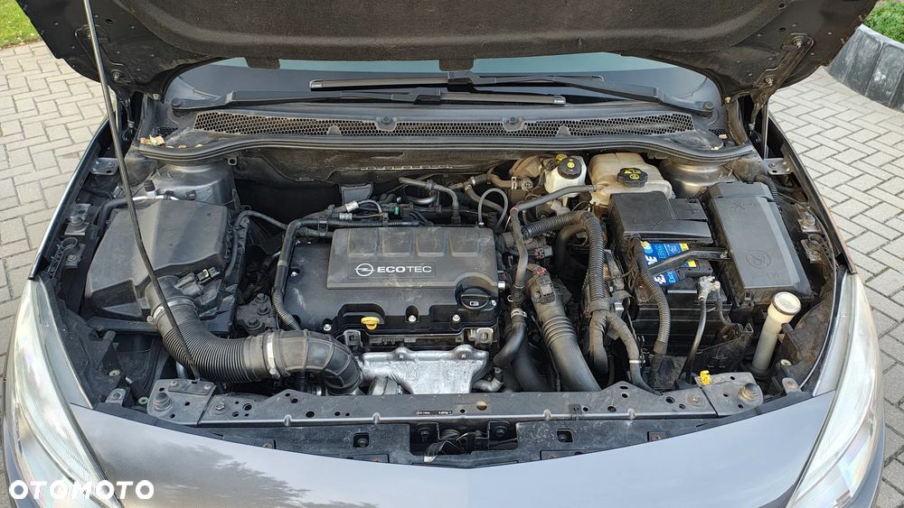 Opel Astra GTC 1.4 Turbo - 19