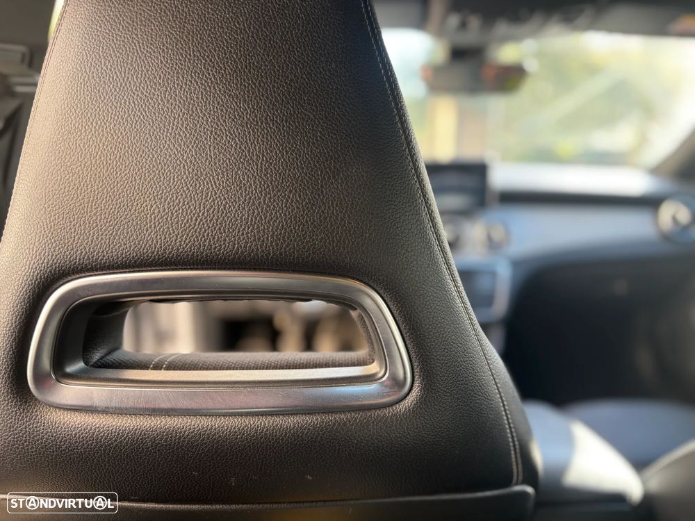Mercedes-Benz CLA 200 - 14