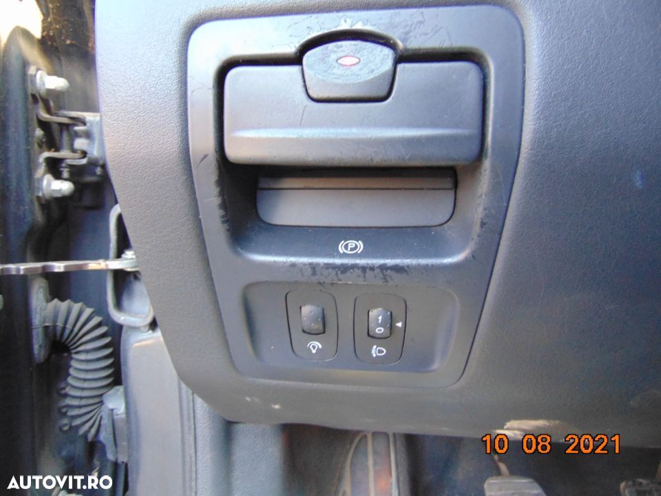 Maneta frana mana Renault Velsatis buton frana mana dezmembrez velsatis 2.0 m9r - 1