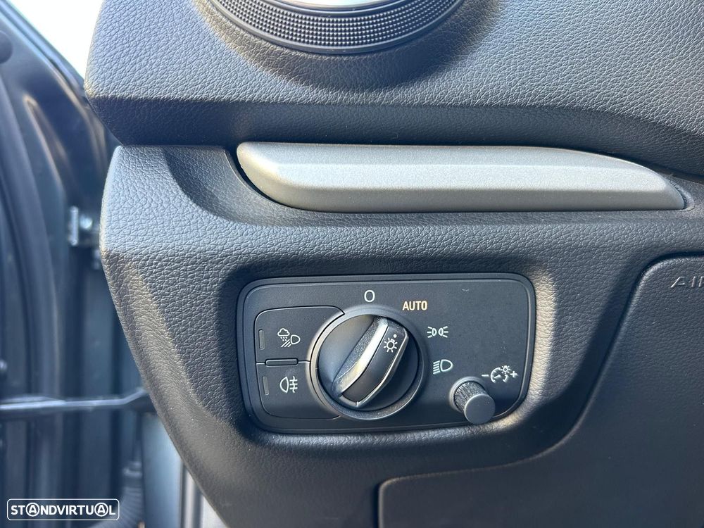 Audi A3 Sportback 30 TDI Sport - 41