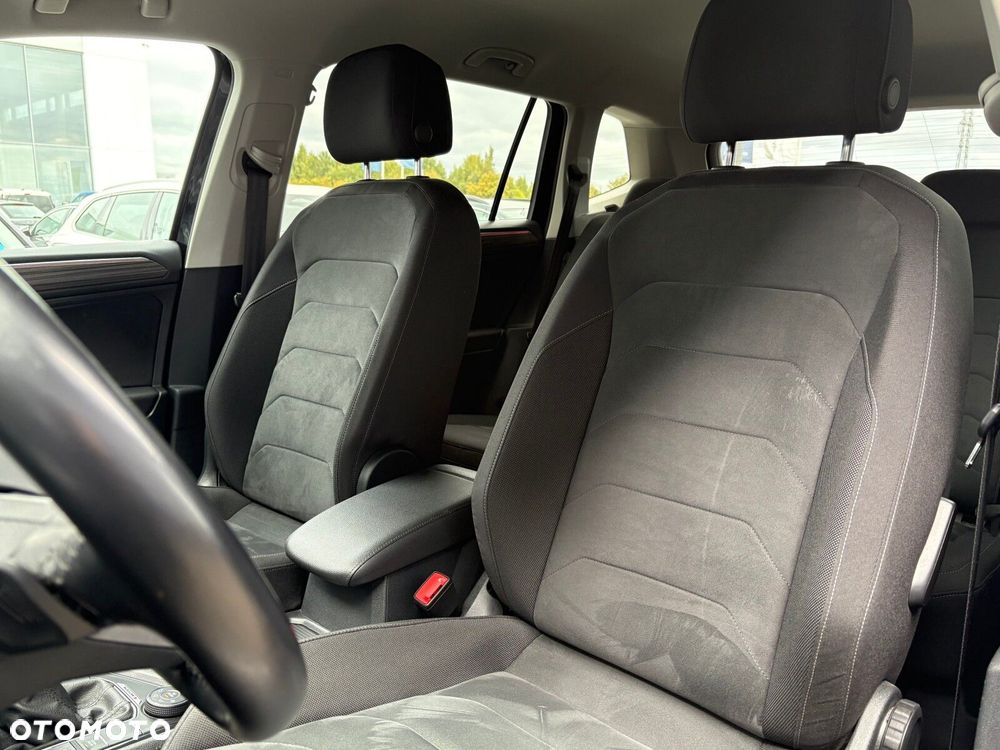 Volkswagen Tiguan - 14