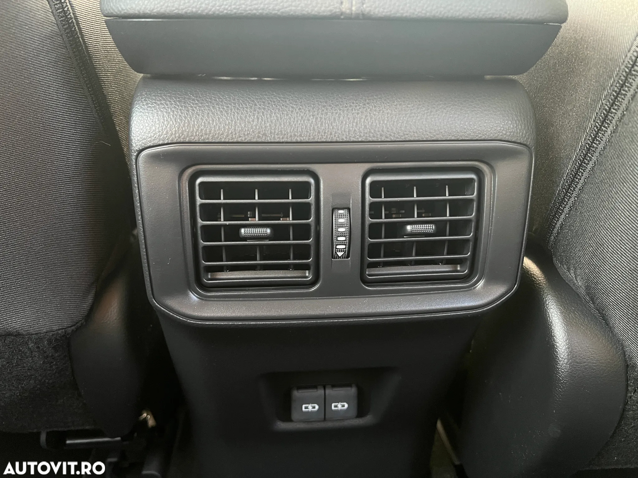 Toyota RAV4 - 19