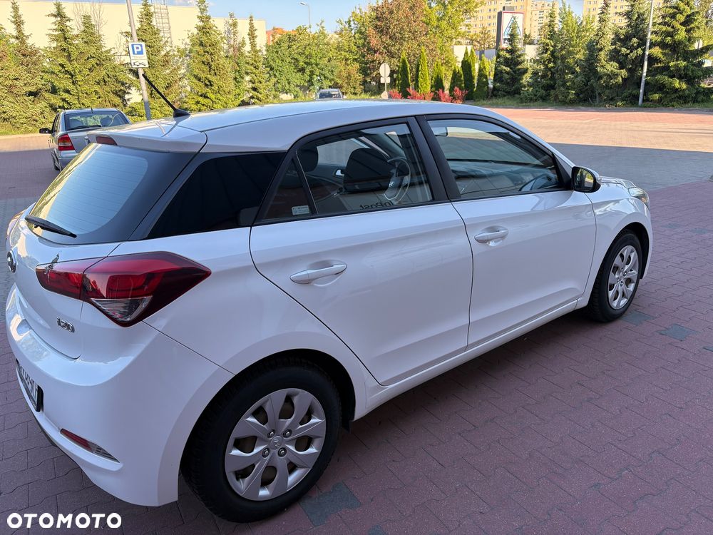Hyundai i20 1.1 CRDi Classic + - 5