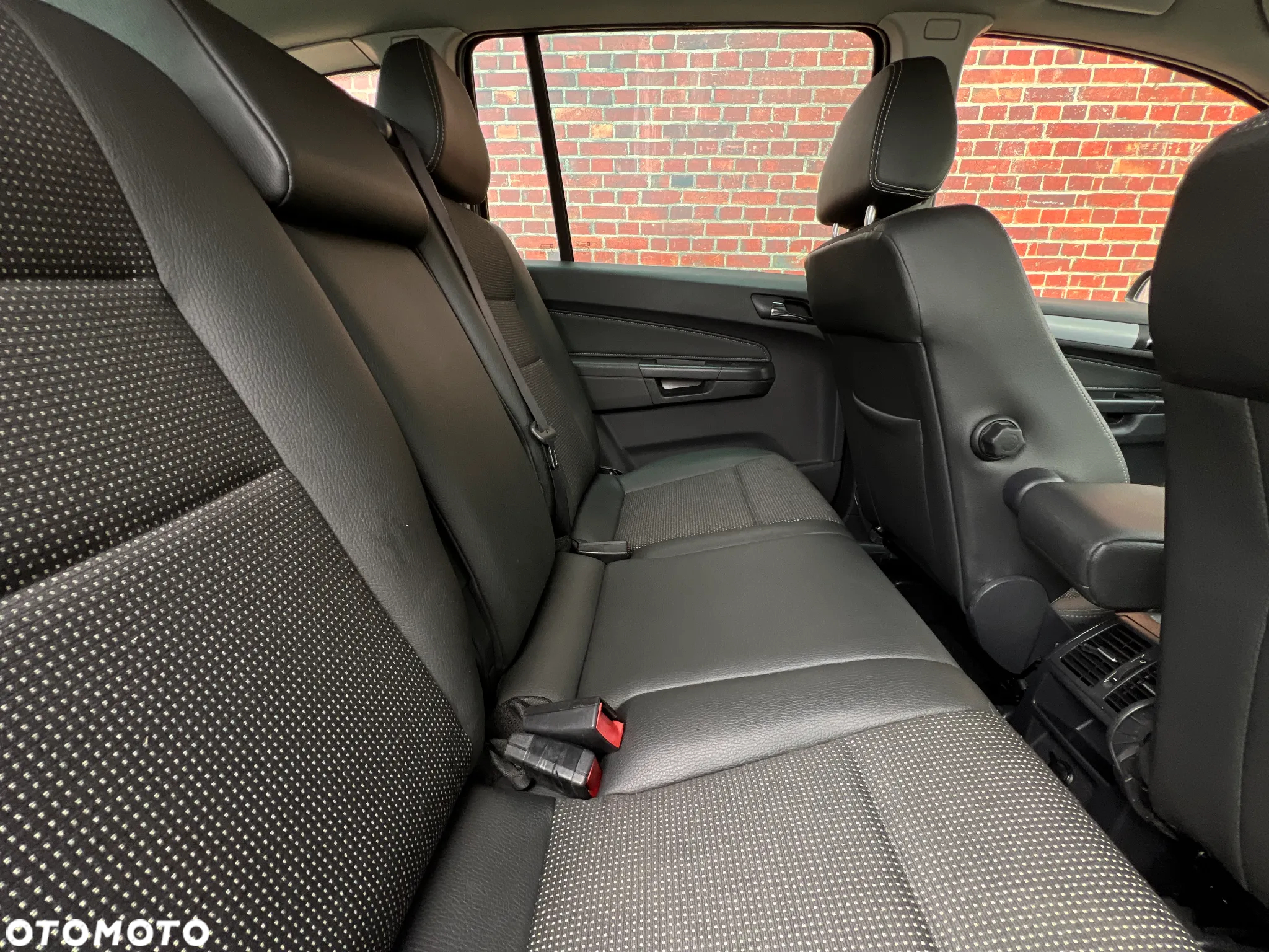 Opel Zafira - 19