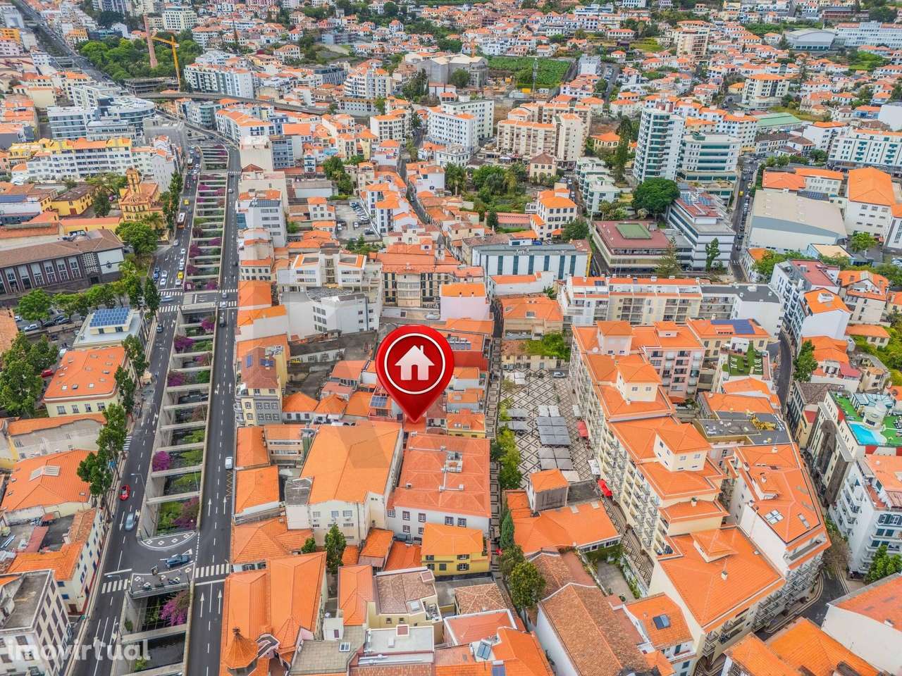 Prédio no centro da cidade | Rua da Figueira Preta - Grande imagem: 3/35