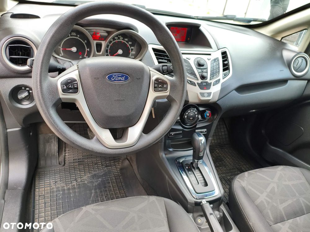 Ford Fiesta - 5