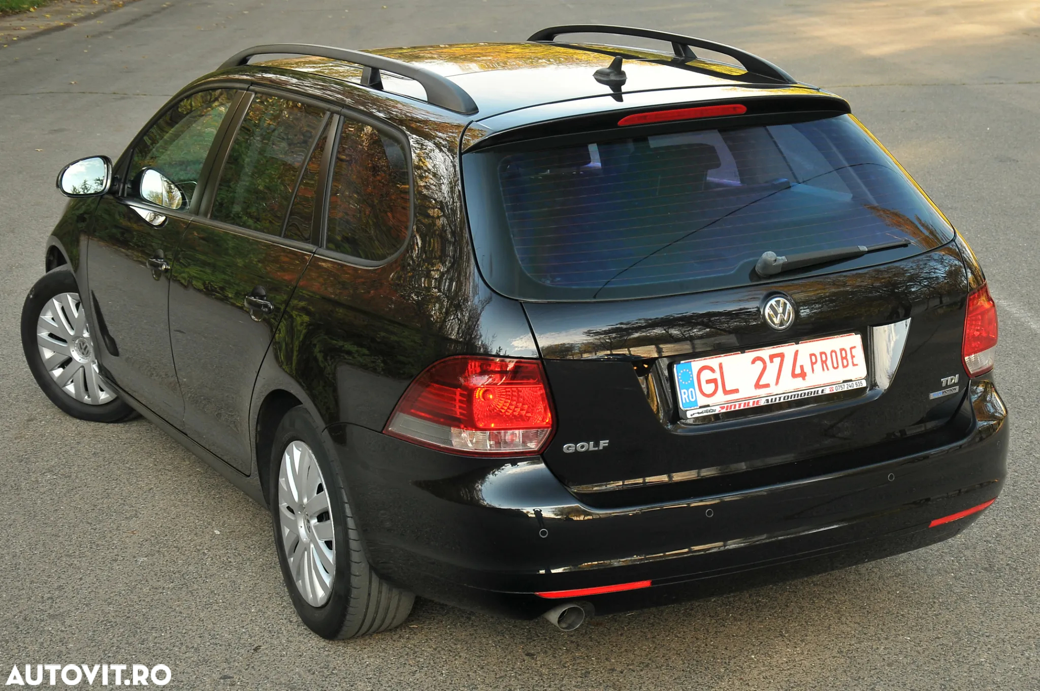Volkswagen Golf 1.6 TDI BlueMotion Technology Comfortline - 3