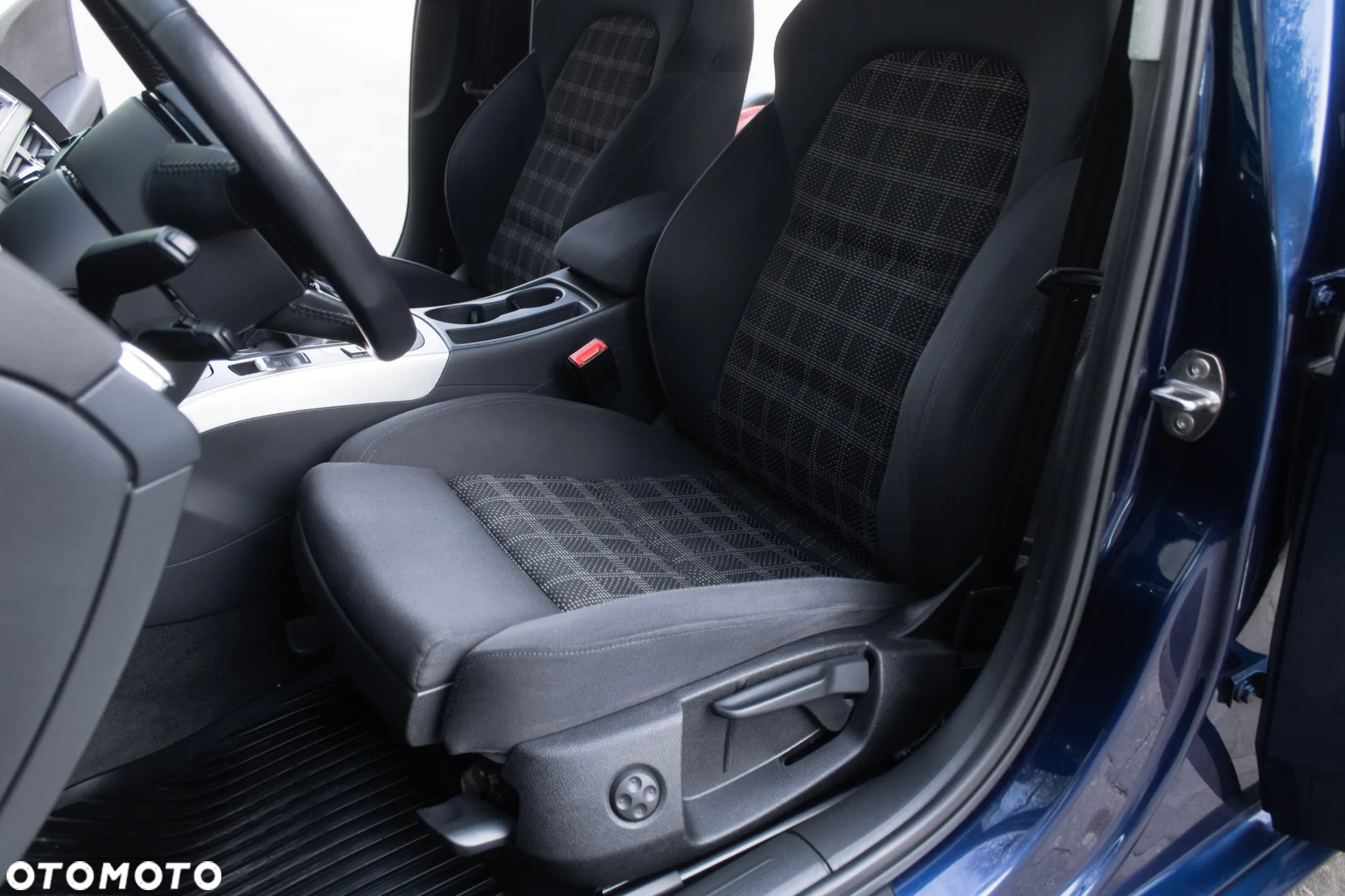 Audi A4 Avant 2.0 TDI DPF quattro S line Sportpaket - 36