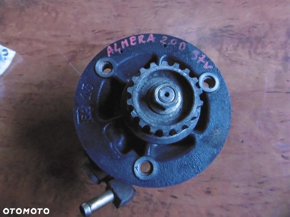 VACUM POMPA NISSAN ALMERA PRIMERA 2.0 D - 1