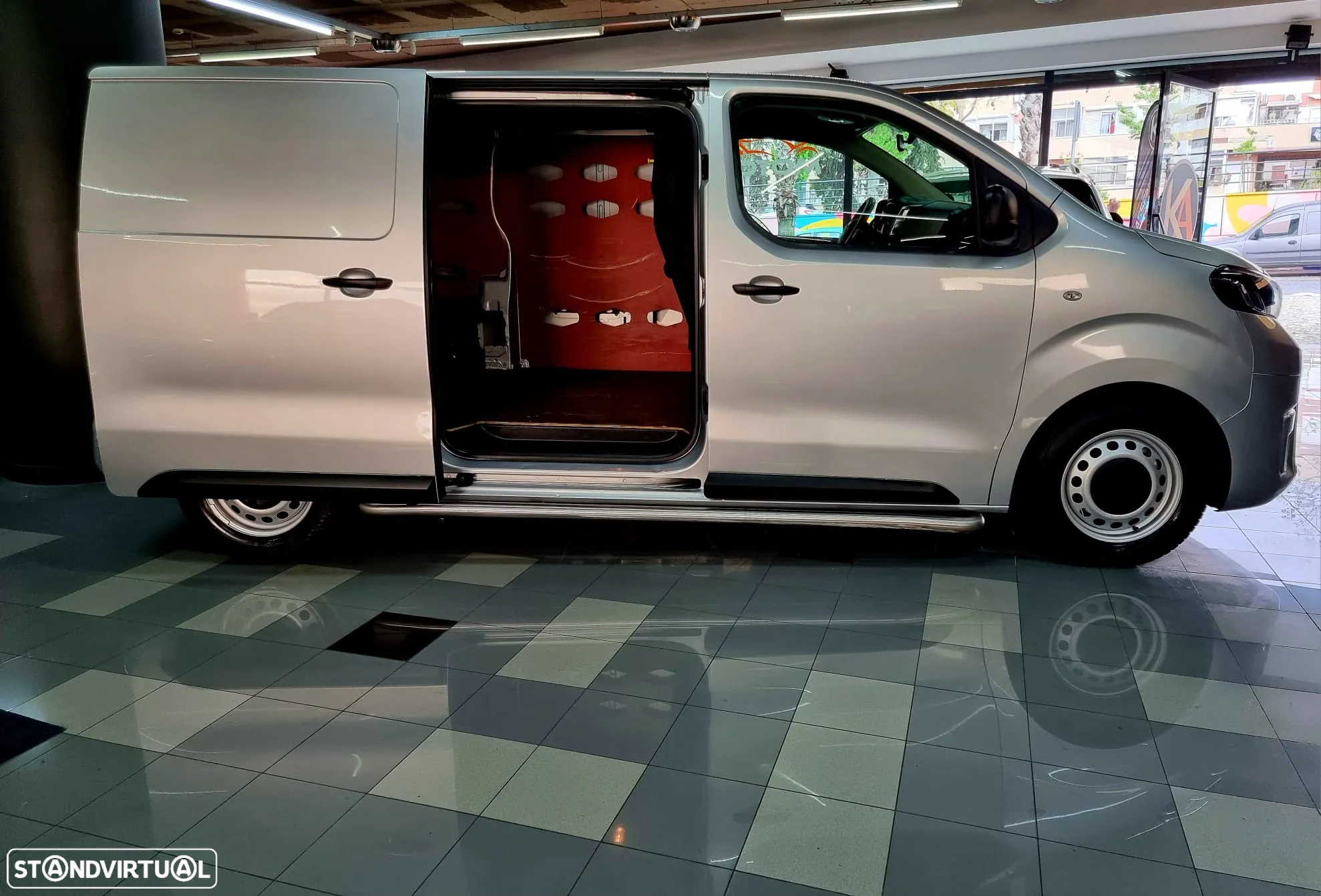 Toyota PROACE  1.6 D 4D 3 LUGARES L 1 - 10