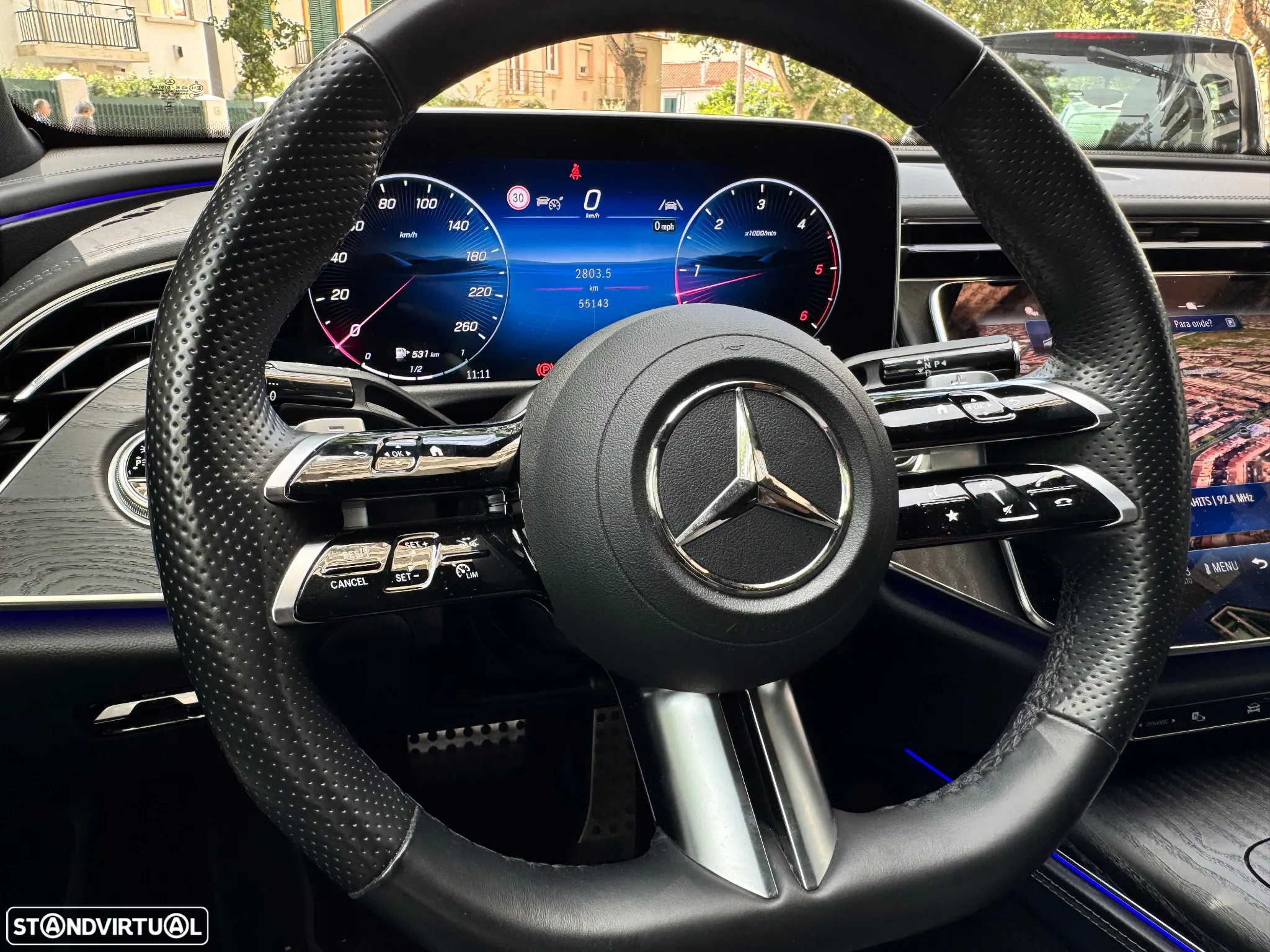 Mercedes-Benz E 220 d AMG Line - 9