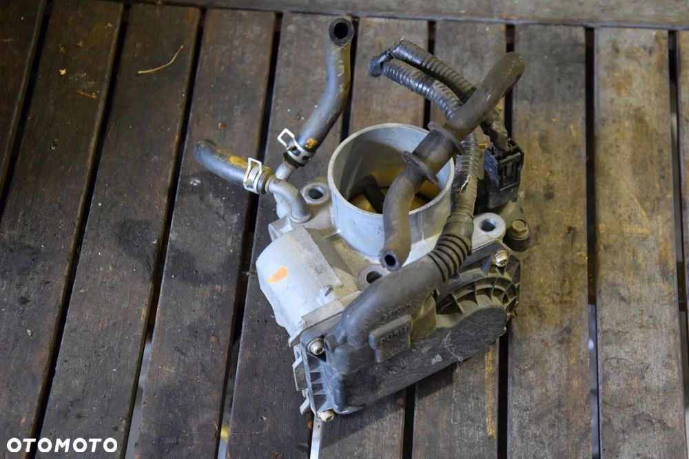 Honda Civic VIII UFO 06-11 1.8 Przepustnica R18A2 mały przebieg