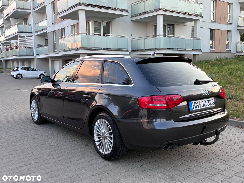 Audi A4 Avant 2.0 TDI DPF Attraction - 4