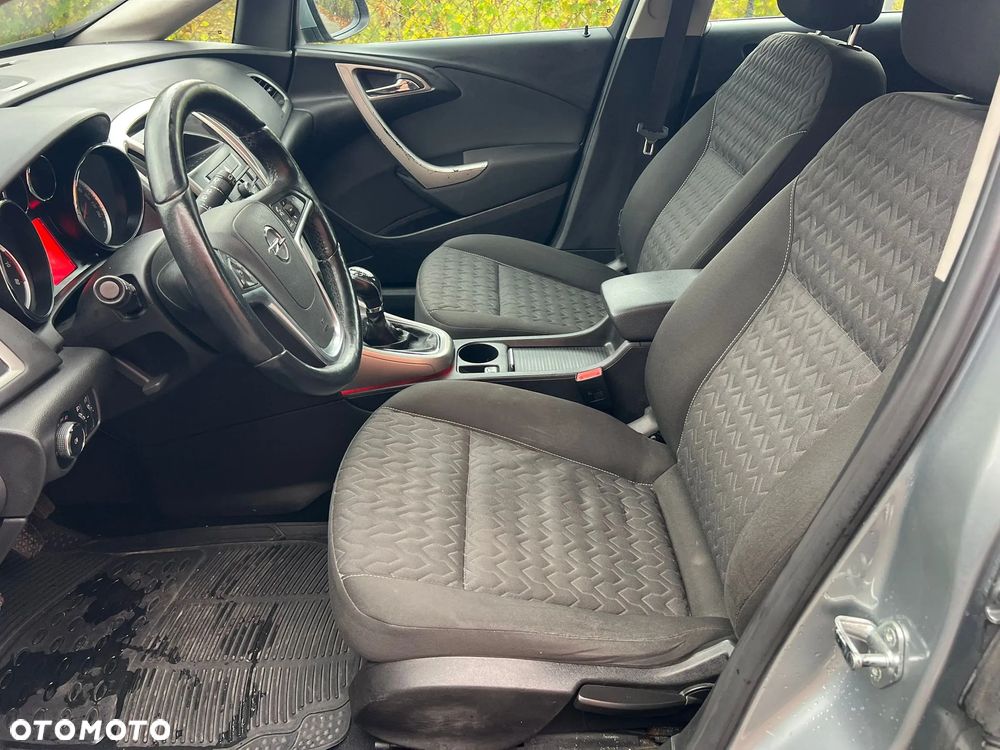 Opel Astra 1.4 Turbo Design Edition - 11