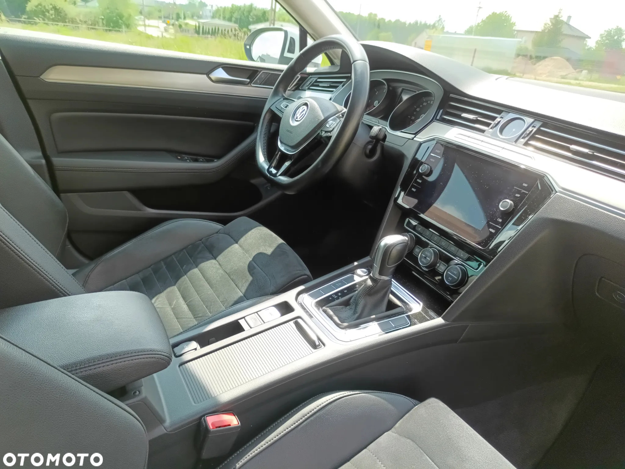 Volkswagen Passat - 10