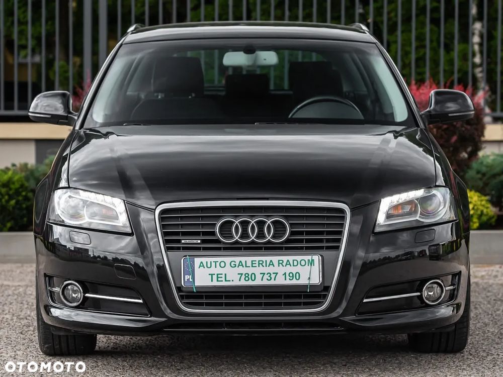 Audi A3 Sportback 2.0 TDI DPF quattro Ambition - 4
