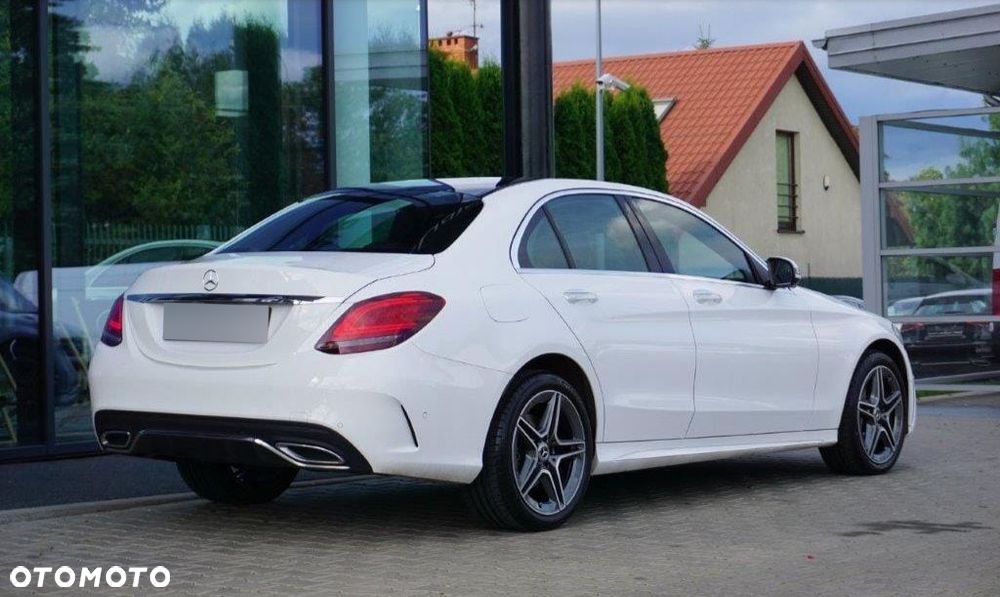 Mercedes-Benz Klasa C 220 d 4MATIC 9G-TRONIC - 4