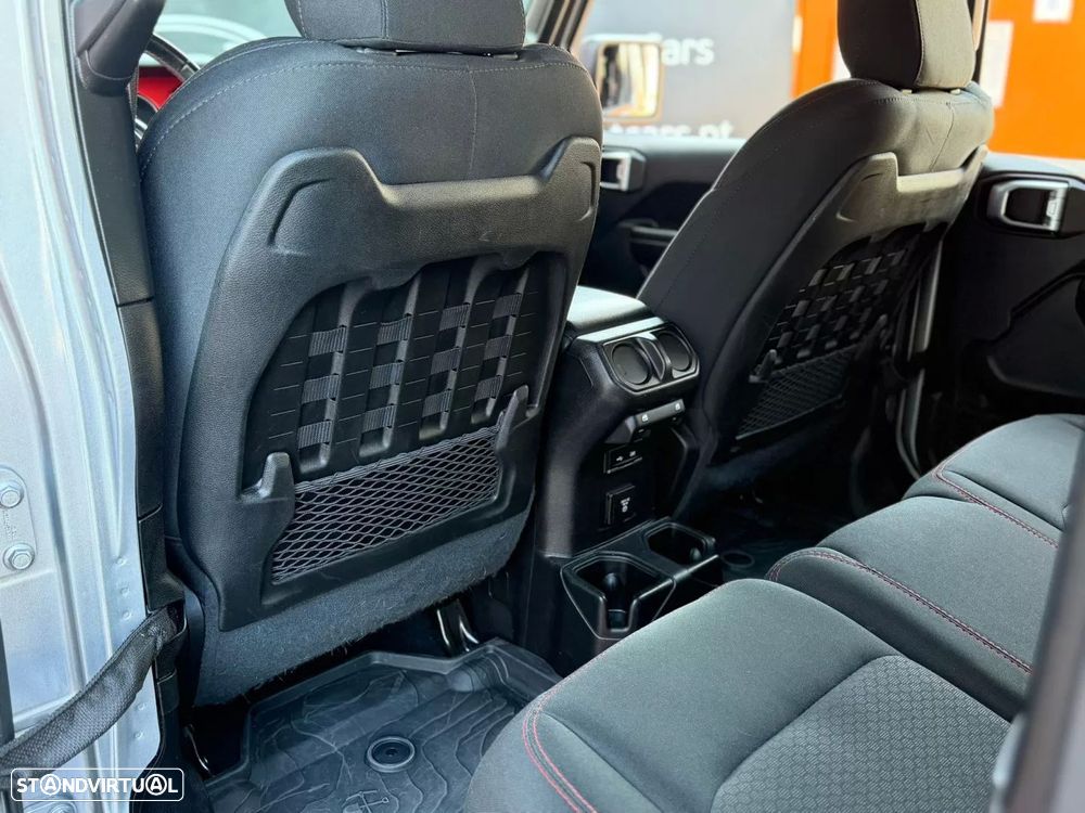 Jeep Wrangler Unlimited 2.2 CRD Rubicon AT - 22