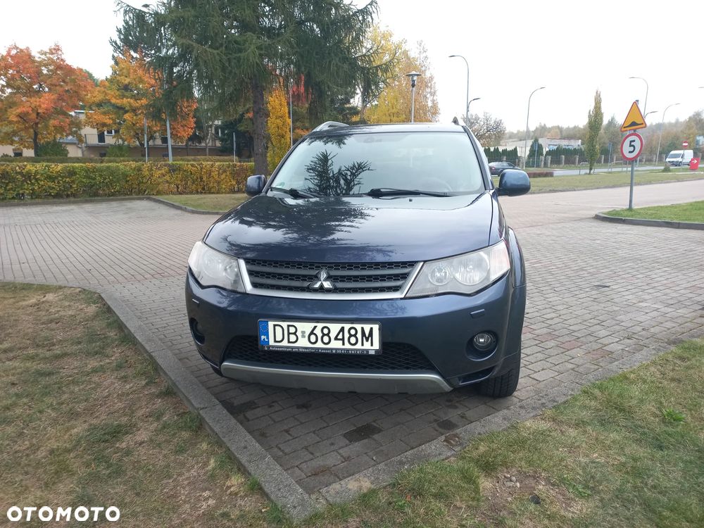Mitsubishi Outlander - 15