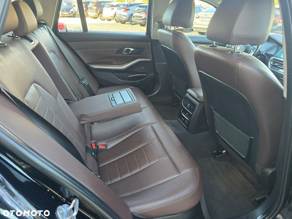 BMW Seria 3 - 19