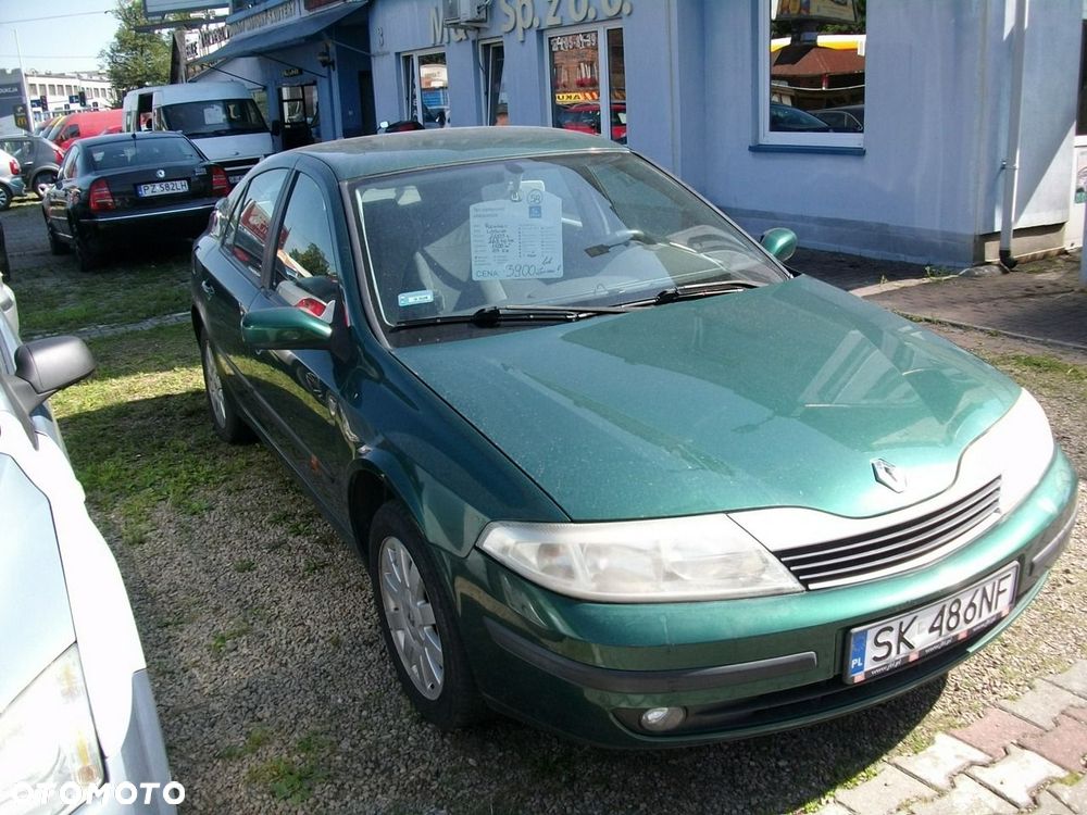 Renault Laguna - 1