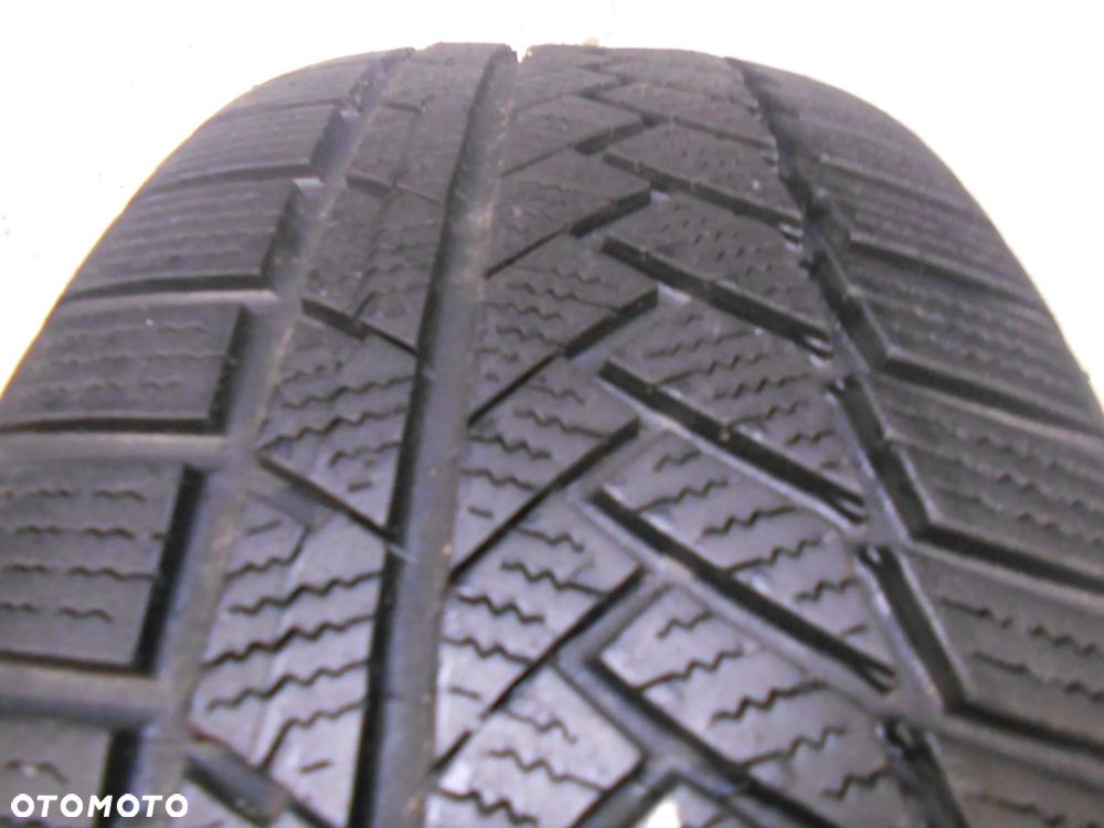 OPONA POJEDYNKA 225/60R17 CONTINENTAL WINTER CONTACT TS 850P XL SUV DOT 2119 7MM - 2