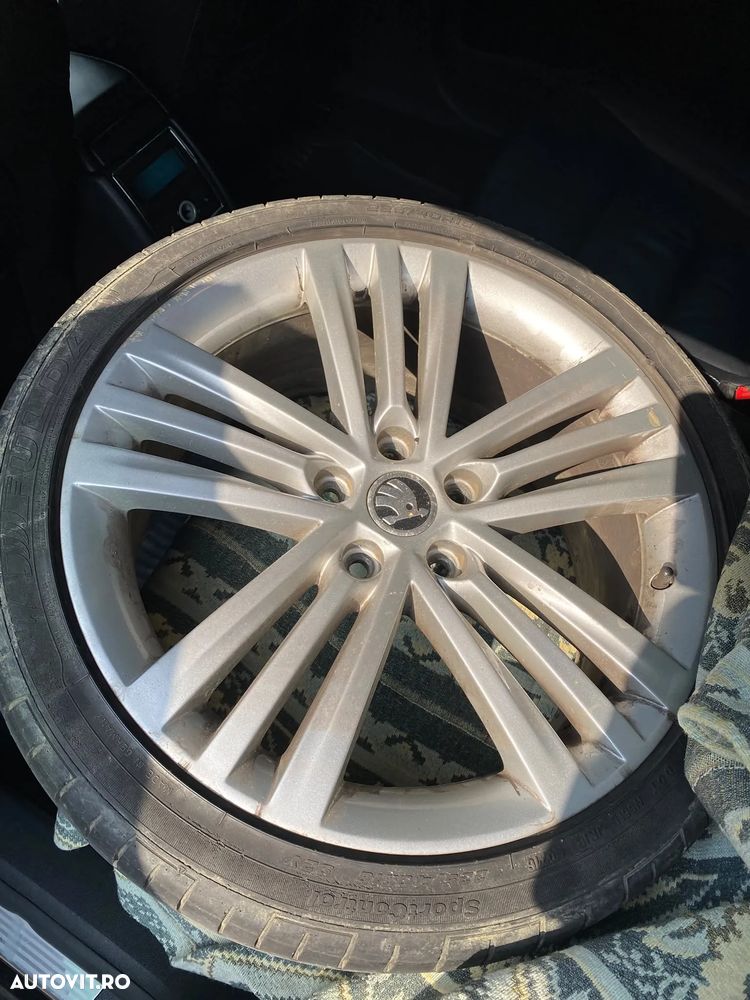 Skoda Superb 2.0 TDI Elegance - 30