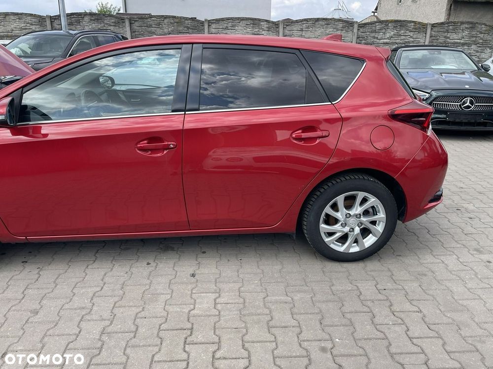 Toyota Auris 1.8 VVT-i Automatik Comfort - 5