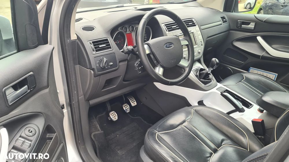 Ford Kuga 2.0 TDCi 4x4 Individual - 11