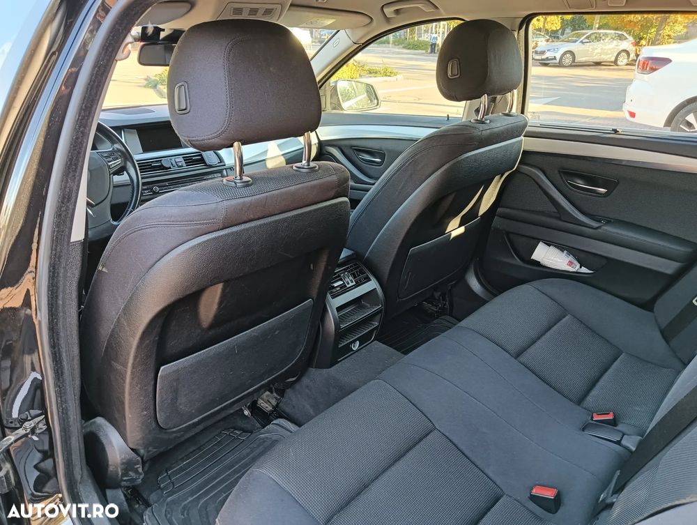 BMW Seria 5 520d xDrive Touring Aut. - 9