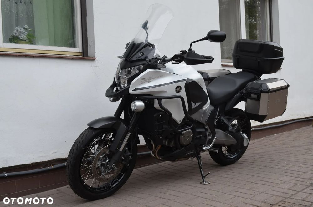 Honda VFR - 2