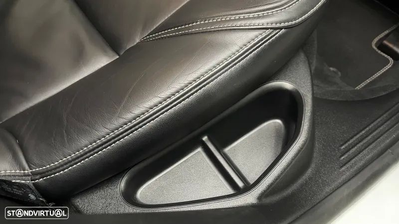 Volvo V40 2.0 D2 R-Design - 46