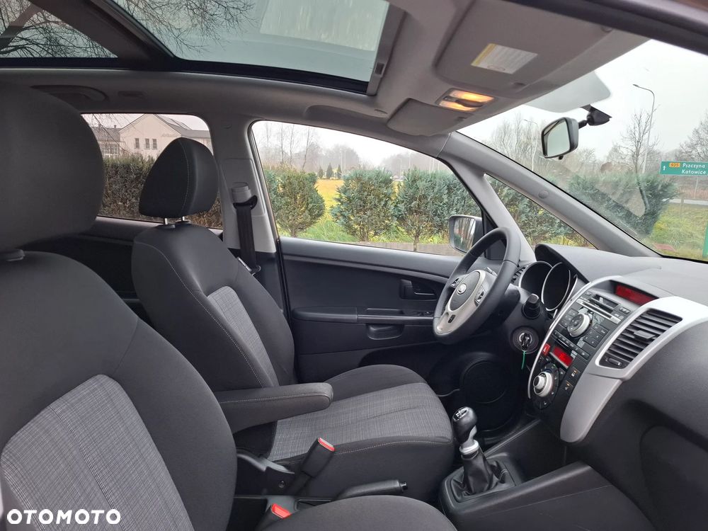 Kia Venga 1.4 CRDi 90 Business Line - 24