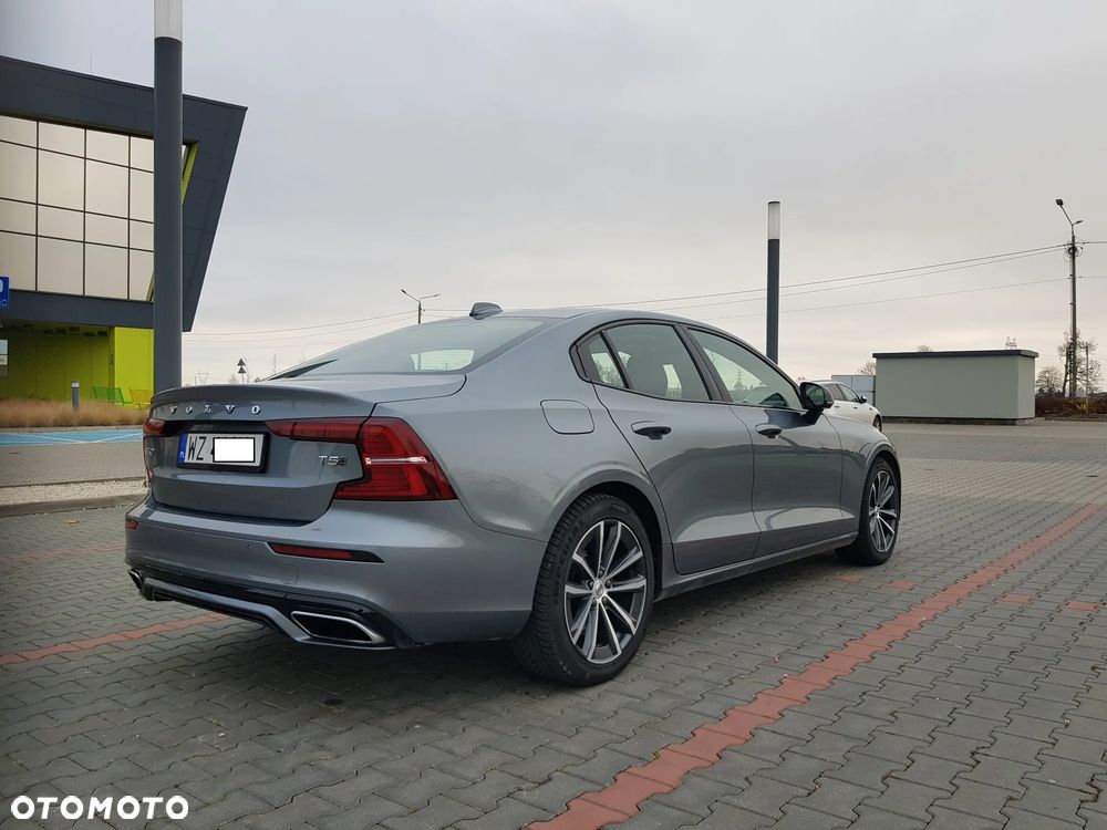 Volvo S60 T5 AWD Momentum Pro - 5