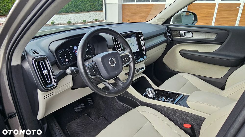 Volvo XC 40 T4 AWD Inscription - 11