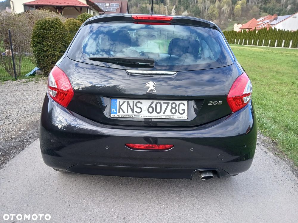 Peugeot 208 120 VTI Allure - 8