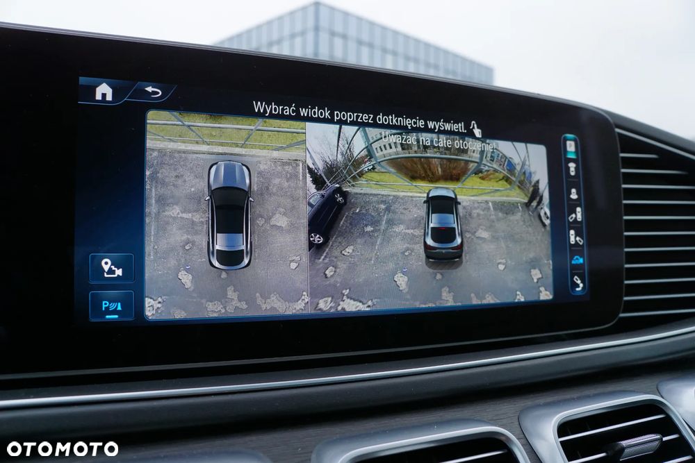 Mercedes-Benz GLE - 32