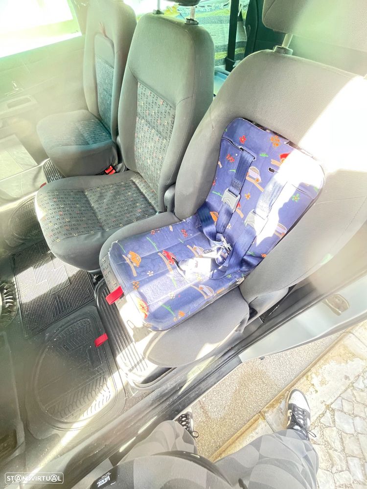 VW Sharan 1.9 TDI - 6